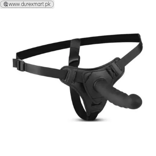 7inch Lesbian Wearing Women’s Strap on Dildo Harness